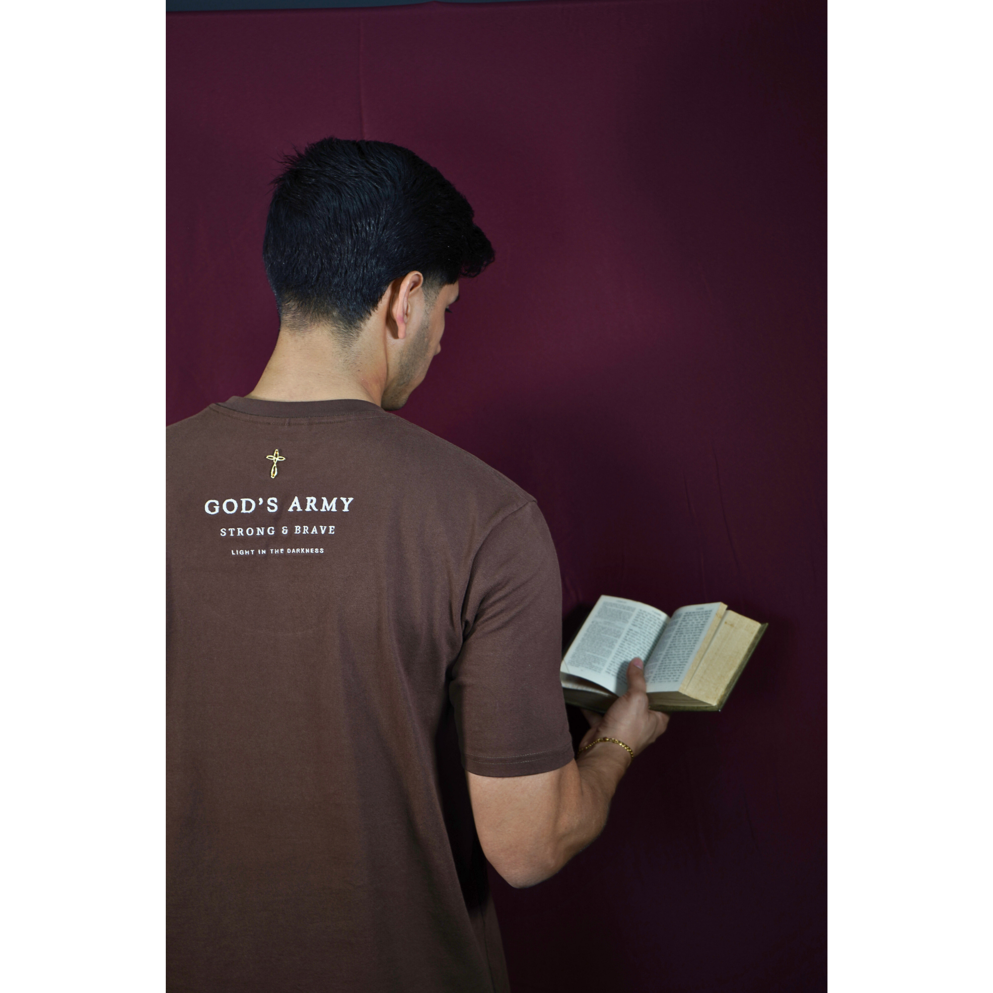 UNBROKEN ESSENTIALS — Brown (Regular Fit)