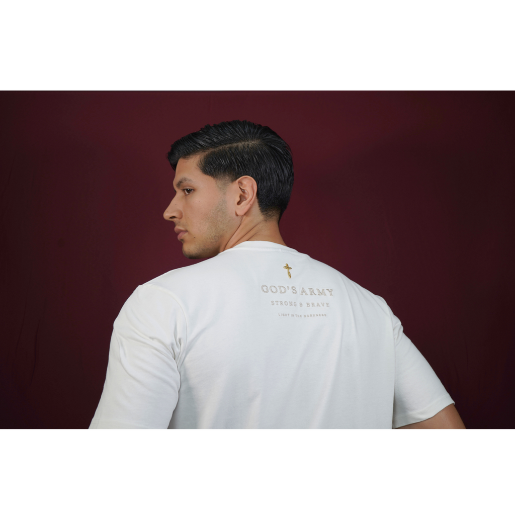 UNBROKEN ESSENTIALS — White (Regular Fit)