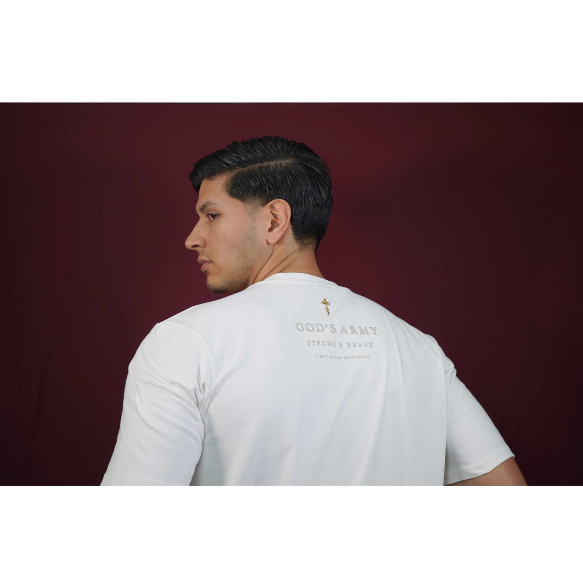 UNBROKEN ESSENTIALS — White (Regular Fit)